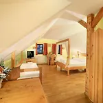 Hotell Garni Mysi Dira