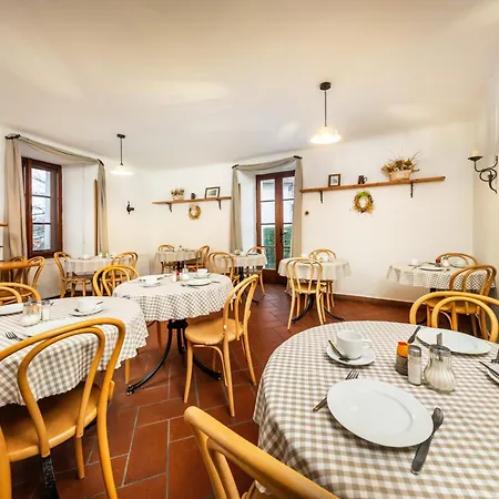 Szálloda Garni Mysi Dira