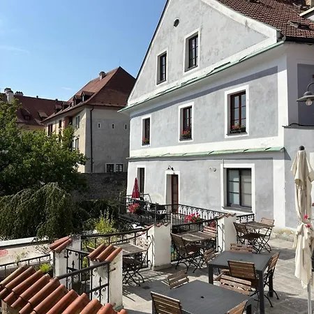 Garni Mysi Dira Ξενοδοχείο