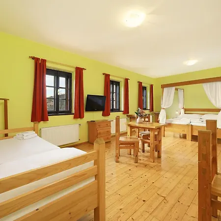 Garni Mysi Dira Szálloda 3*