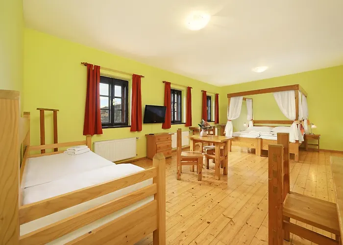 Garni Mysi Dira Hotel 3*